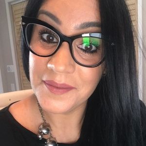 Meet your Posher, Marlene